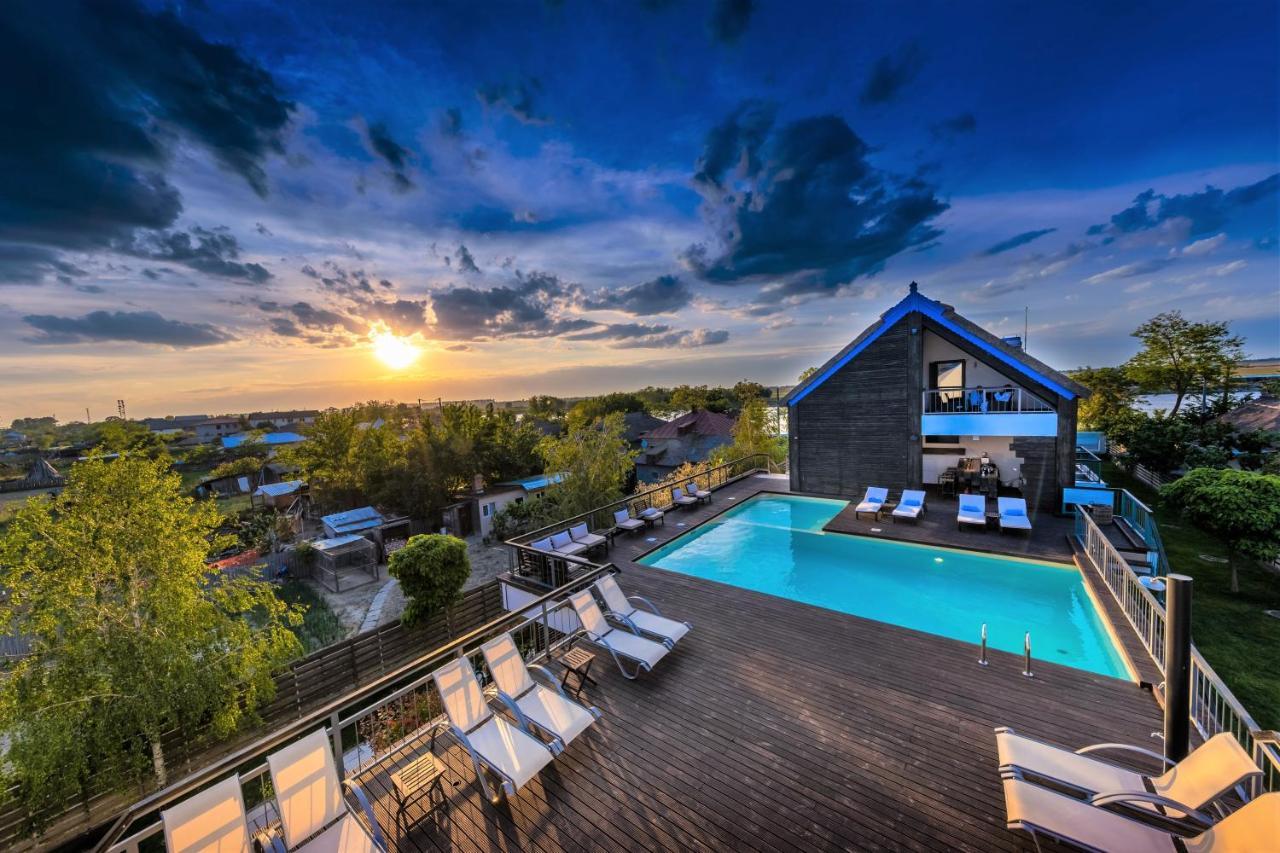 Delta Boutique & Carmen Silva Resort Crisan  Exterior photo